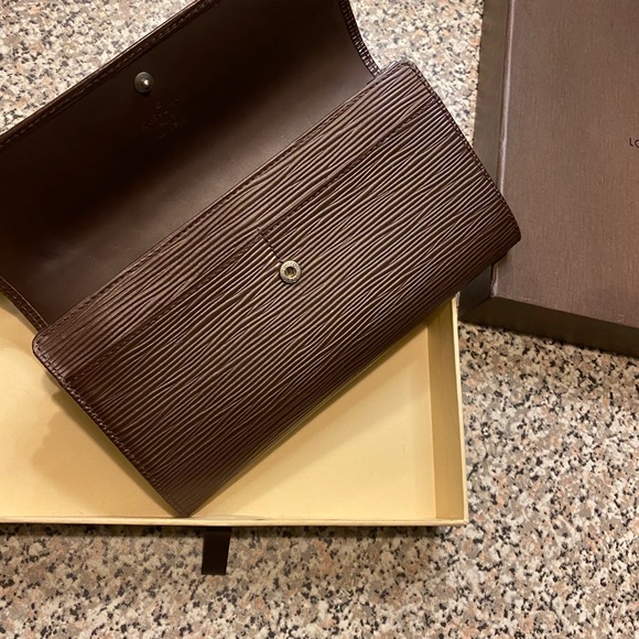 Wallet - Picture 4 of 4